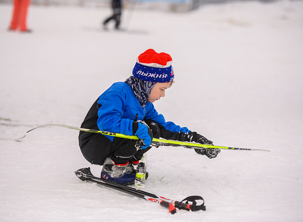 5 ноября в Ноябрьске состоялось открытие зимнего сезона «Лыжня НафтаГаза». Сотрудники  подразделений  компании протестировали лыжню в эстафетной гонке.